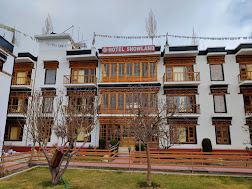 hotelSnowlandLeh